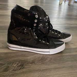Hip hop dance shoes
